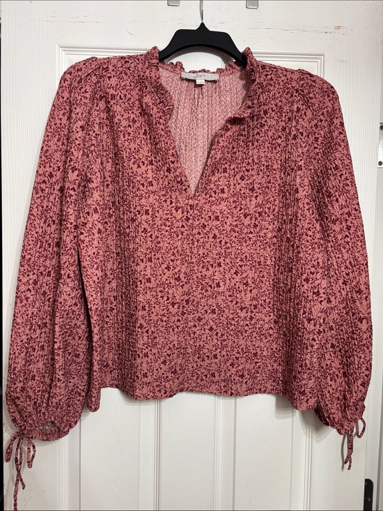 LOFT Tops - LOFT Dusty Rose Floral Ruffle V-Neck Blouse